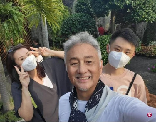 (已签发)柔:狮城二三事:称收友情价 吴岱融回新演“烂赌鬼”