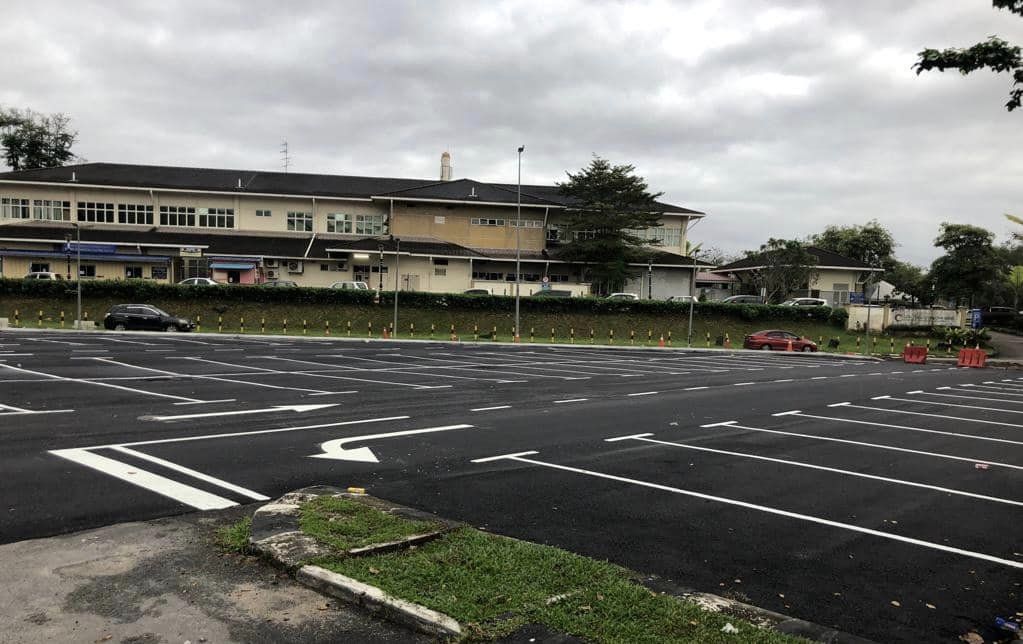 (已签发)柔:翁哈菲兹宣布启用,盼班兰医院新停车场舒缓拥堵