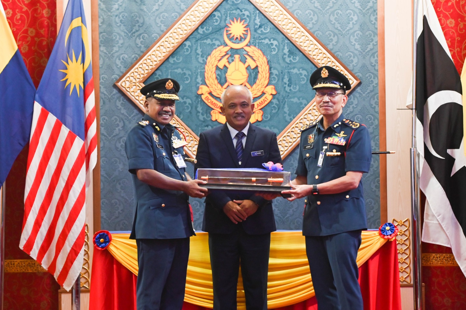 (有一图)拿督阿都华合陞任消防与拯救局总监