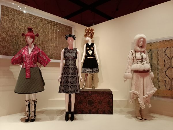 KING CHAN／Alexander McQueen: Mind, Mythos, Muse  心灵，神话，缪斯特展