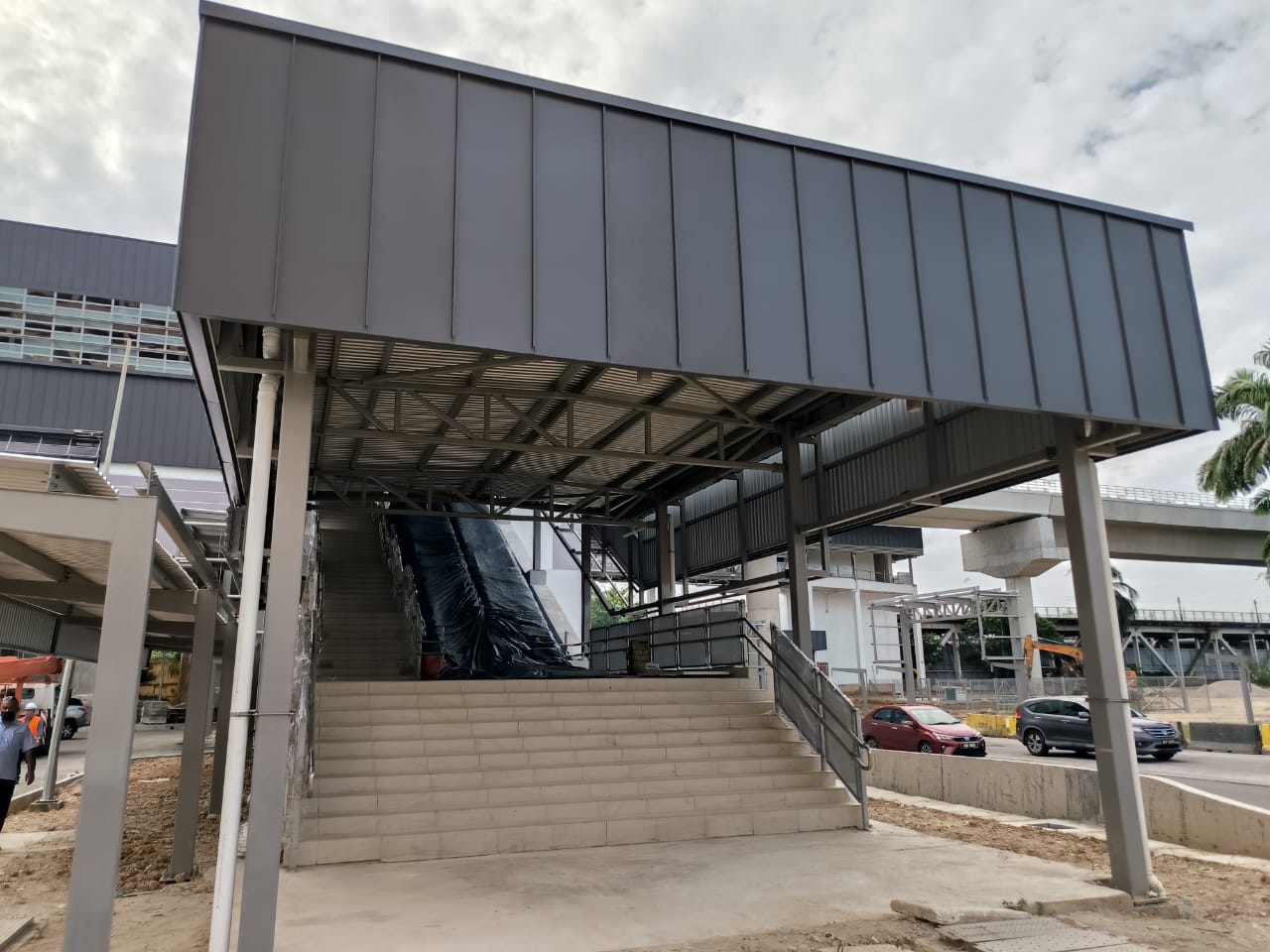 me02主文-大都会/LRT3工程今年底完工,预计后年首季全面通车!