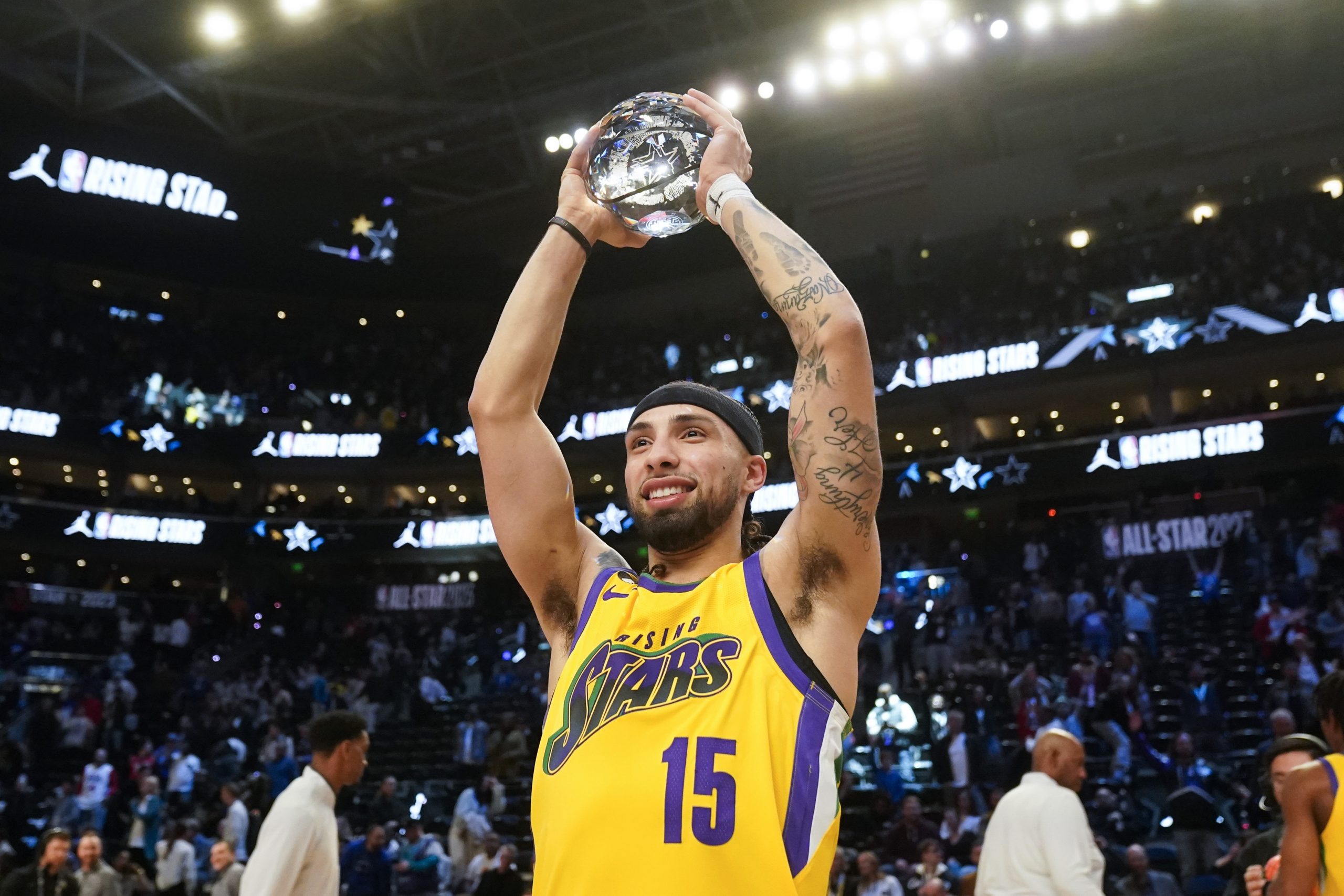 NBA| 新秀大赛决赛挫诺亚队 保罗卡索尔率队夺冠