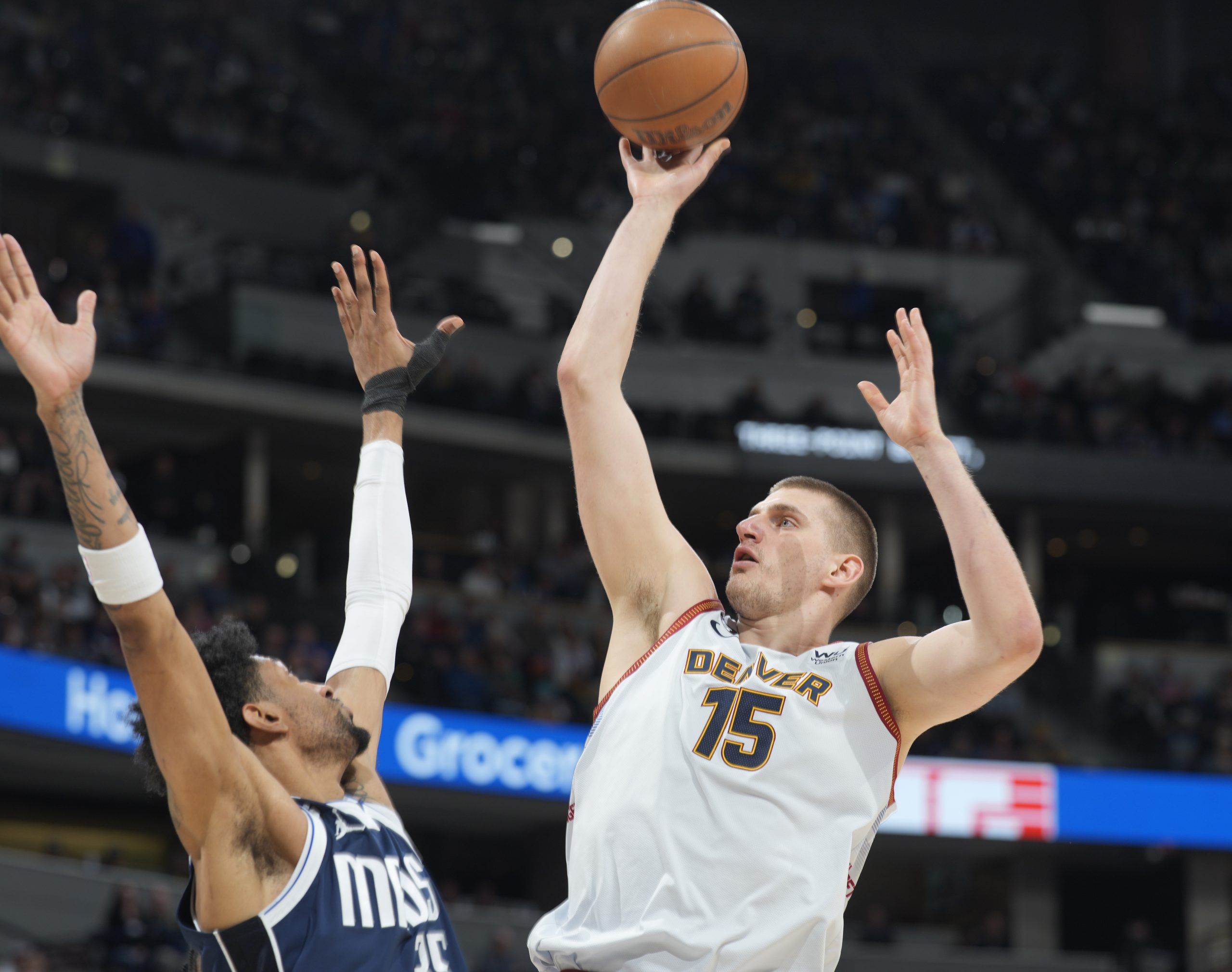 NBA| 约科奇本季第21次大三元  金块力退独行侠