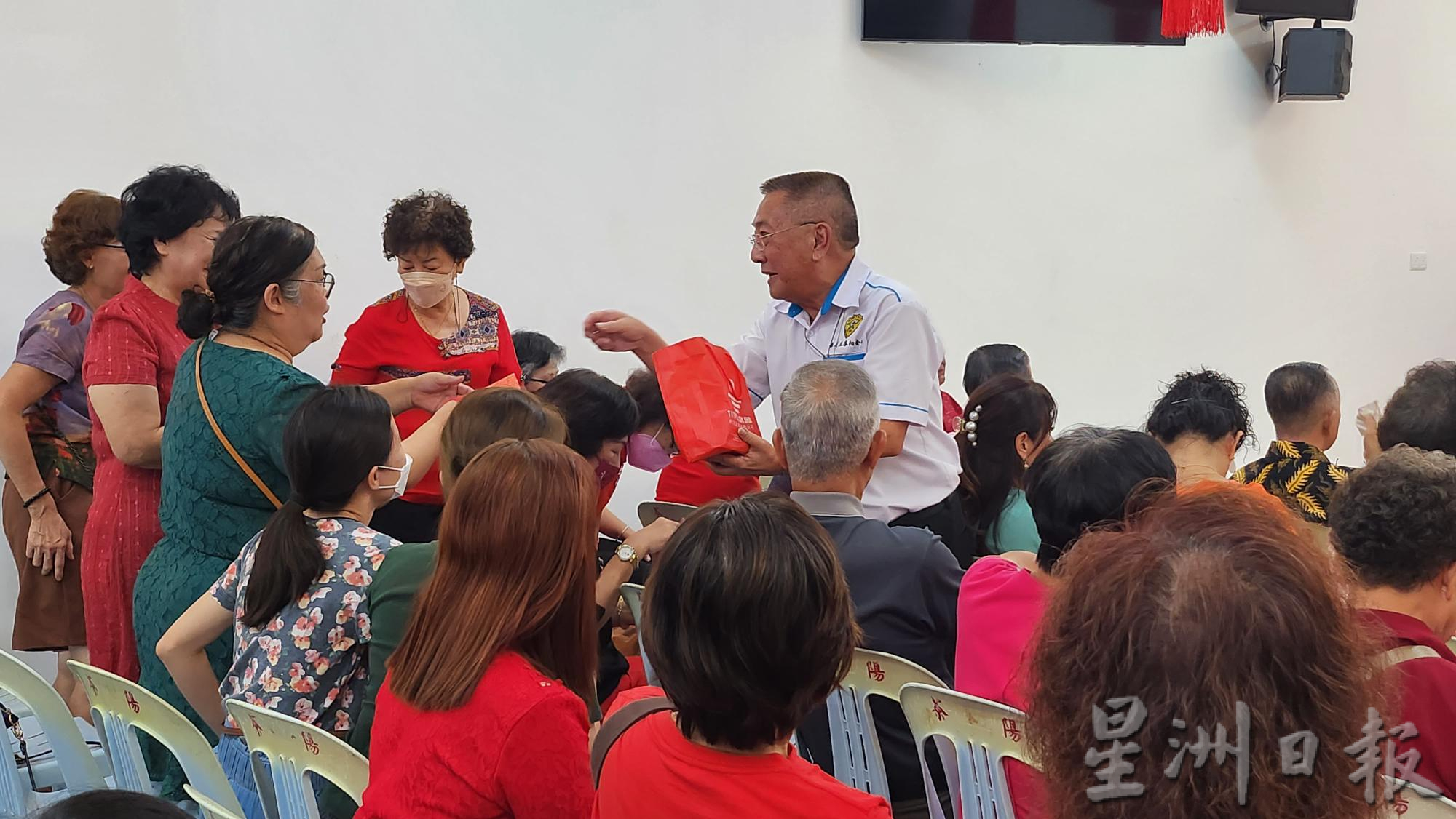 NS双主文一/团结政府组成国家有进步,何育举吁支持首相安华