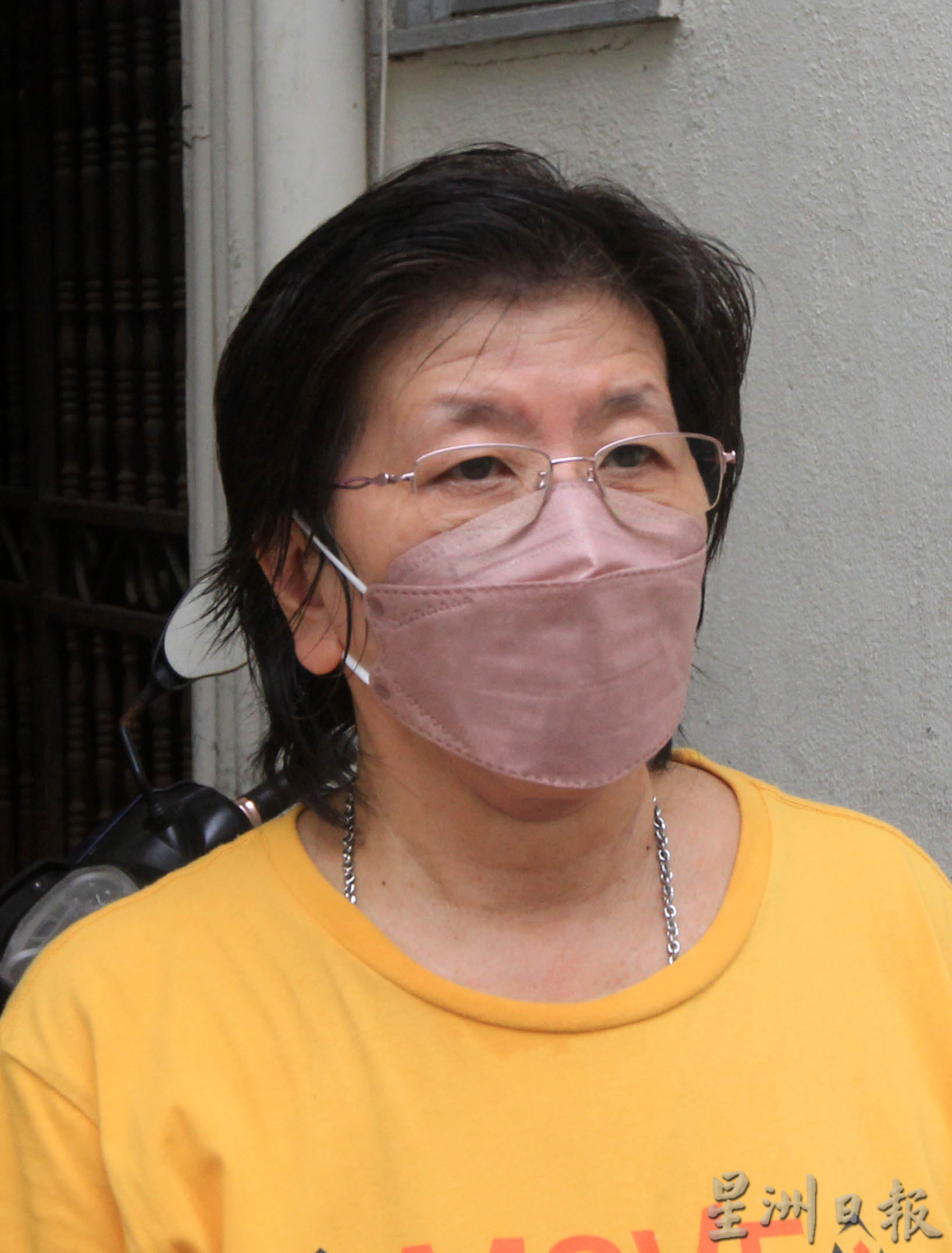 NS封面次文／邓普勒路人民组屋BB座逾百小时“滴水不进”，居民借水度日