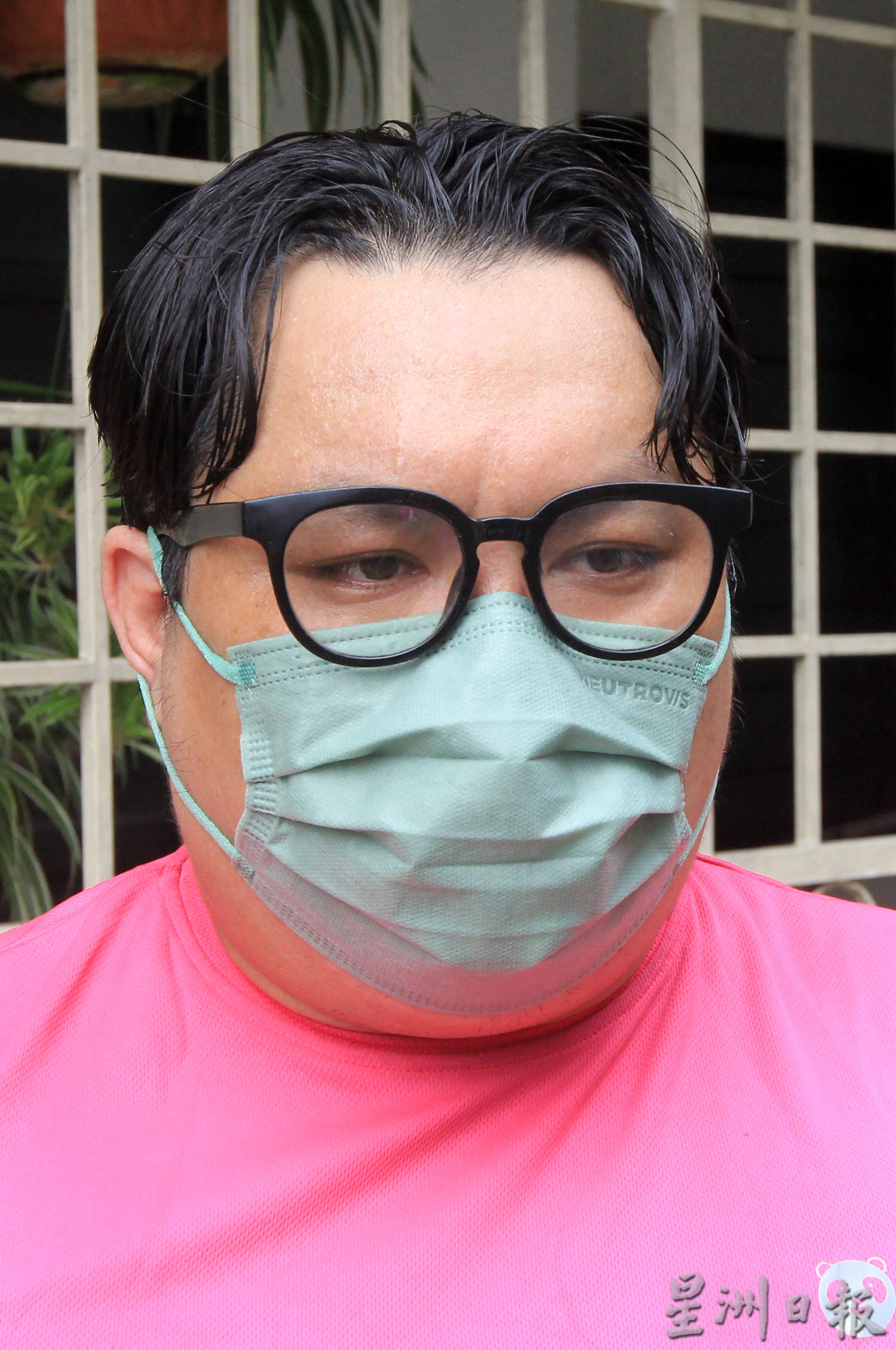 NS封面次文／邓普勒路人民组屋BB座逾百小时“滴水不进”，居民借水度日