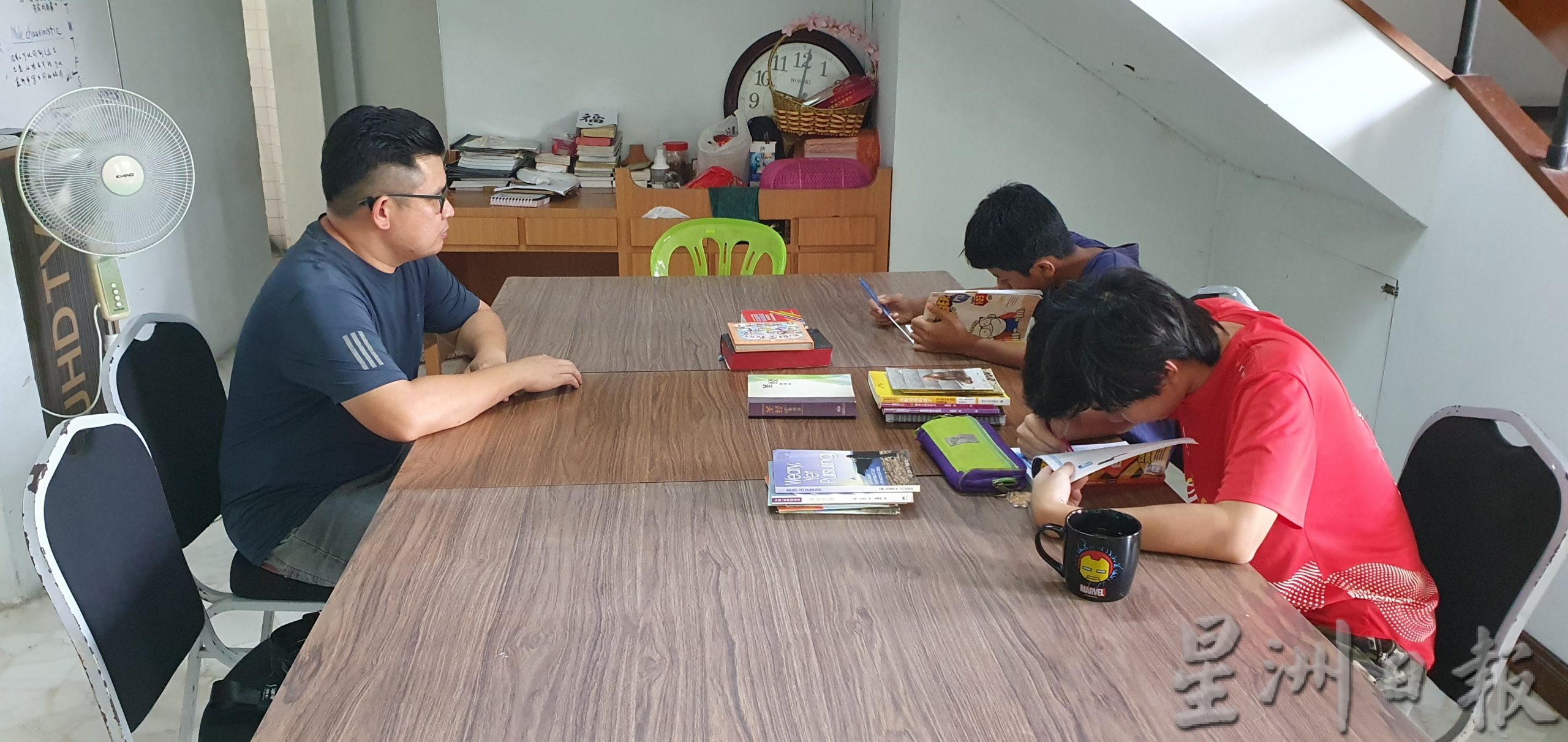 学校管不到、家长管不了，“边青中心”收留“问题少年”将孩子导入正轨