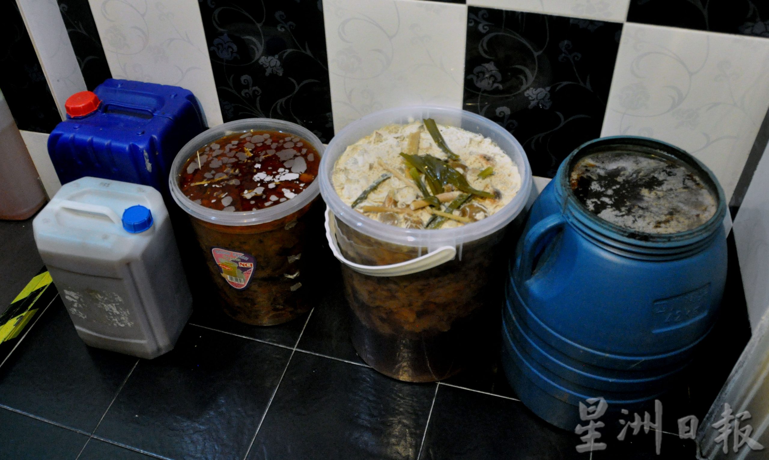 ***ns新年特稿:把厨余垃圾变酵素,环保从家里做起