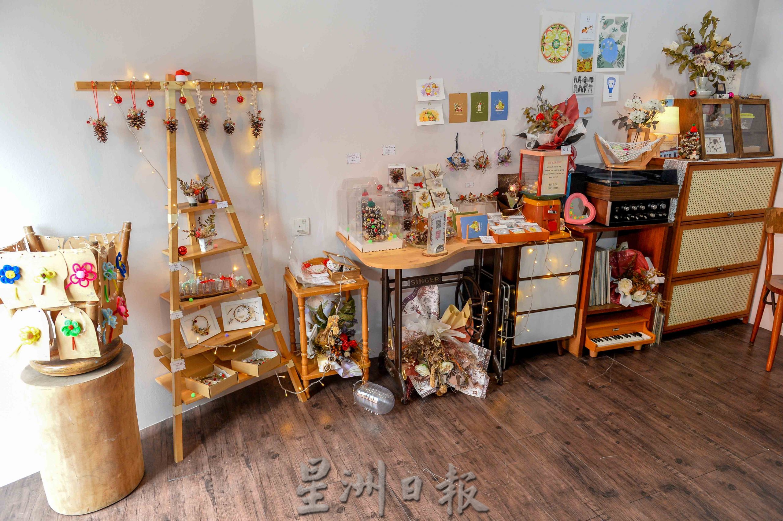 **NS新年特稿:枯萎也很美|简佩琪:花艺创作是兴趣也是副业