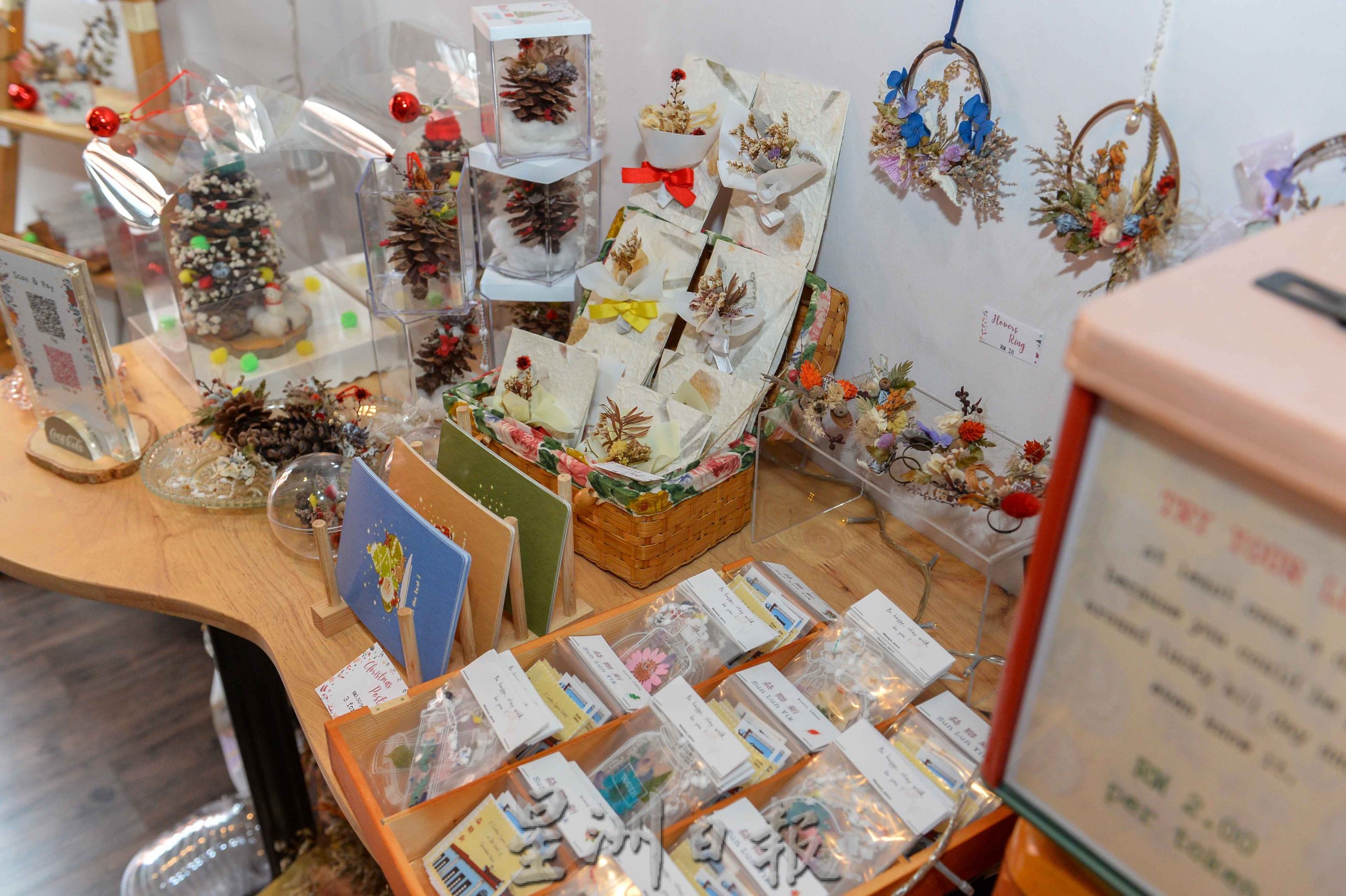 **NS新年特稿:枯萎也很美|简佩琪:花艺创作是兴趣也是副业