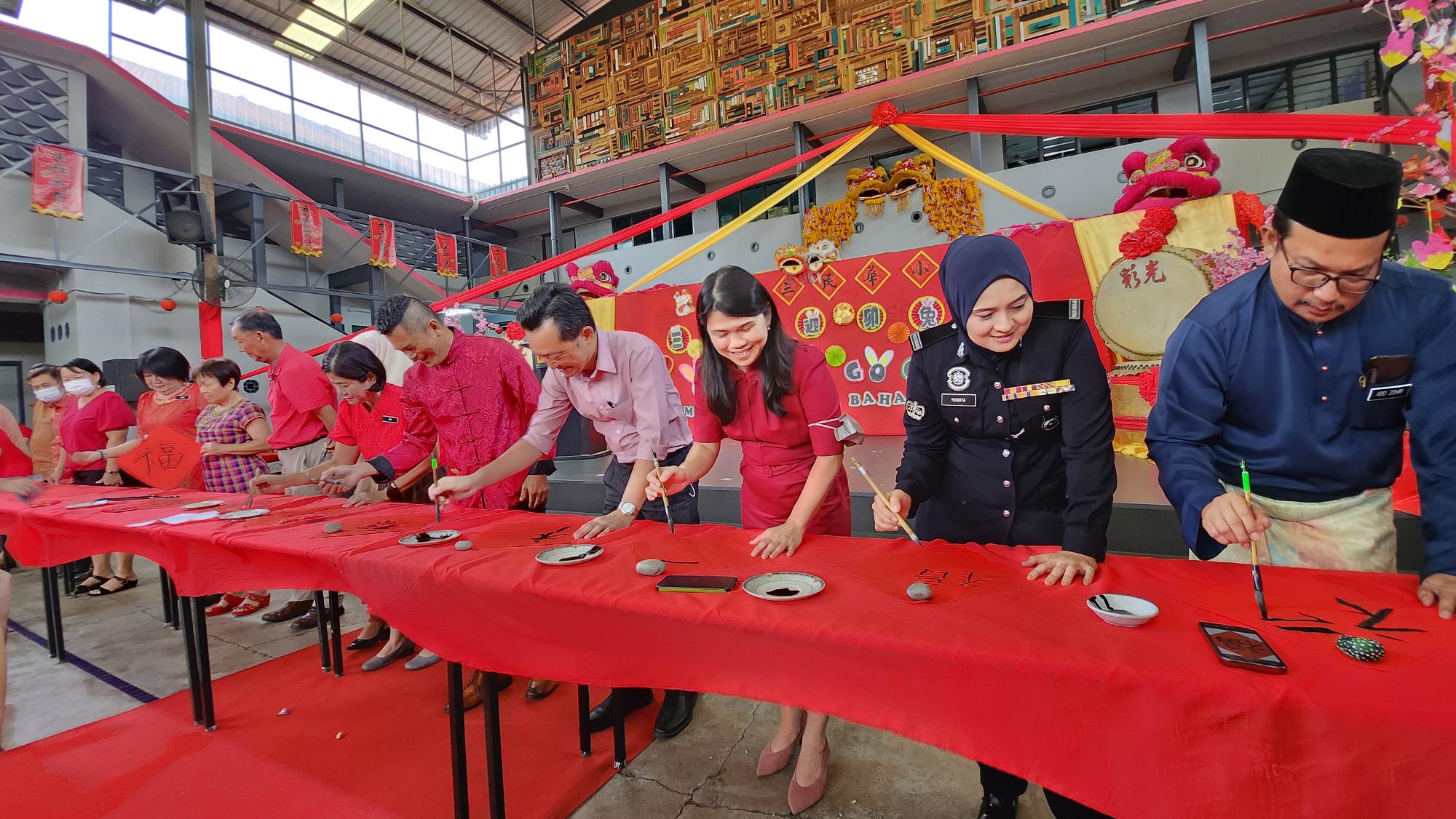 NS芙蓉/三民华小新春活动邀各源流学校参与,互相交流,谢琪清盼其他学校向颜淑霞看齐