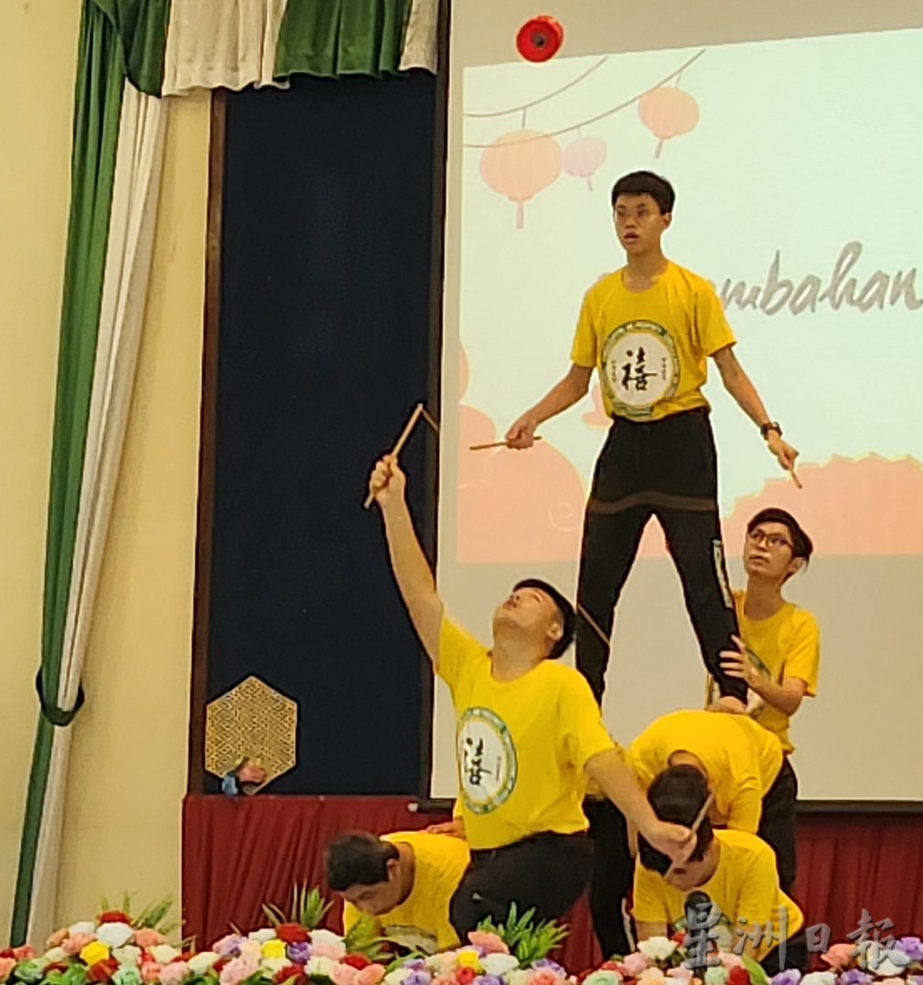 NS芙蓉/芙蓉圣保罗24节令鼓队正式启动,校长:将陆续注入大马各族传统活动元素