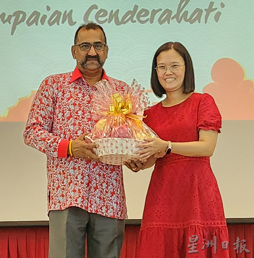 NS芙蓉/芙蓉圣保罗24节令鼓队正式启动,校长:将陆续注入大马各族传统活动元素