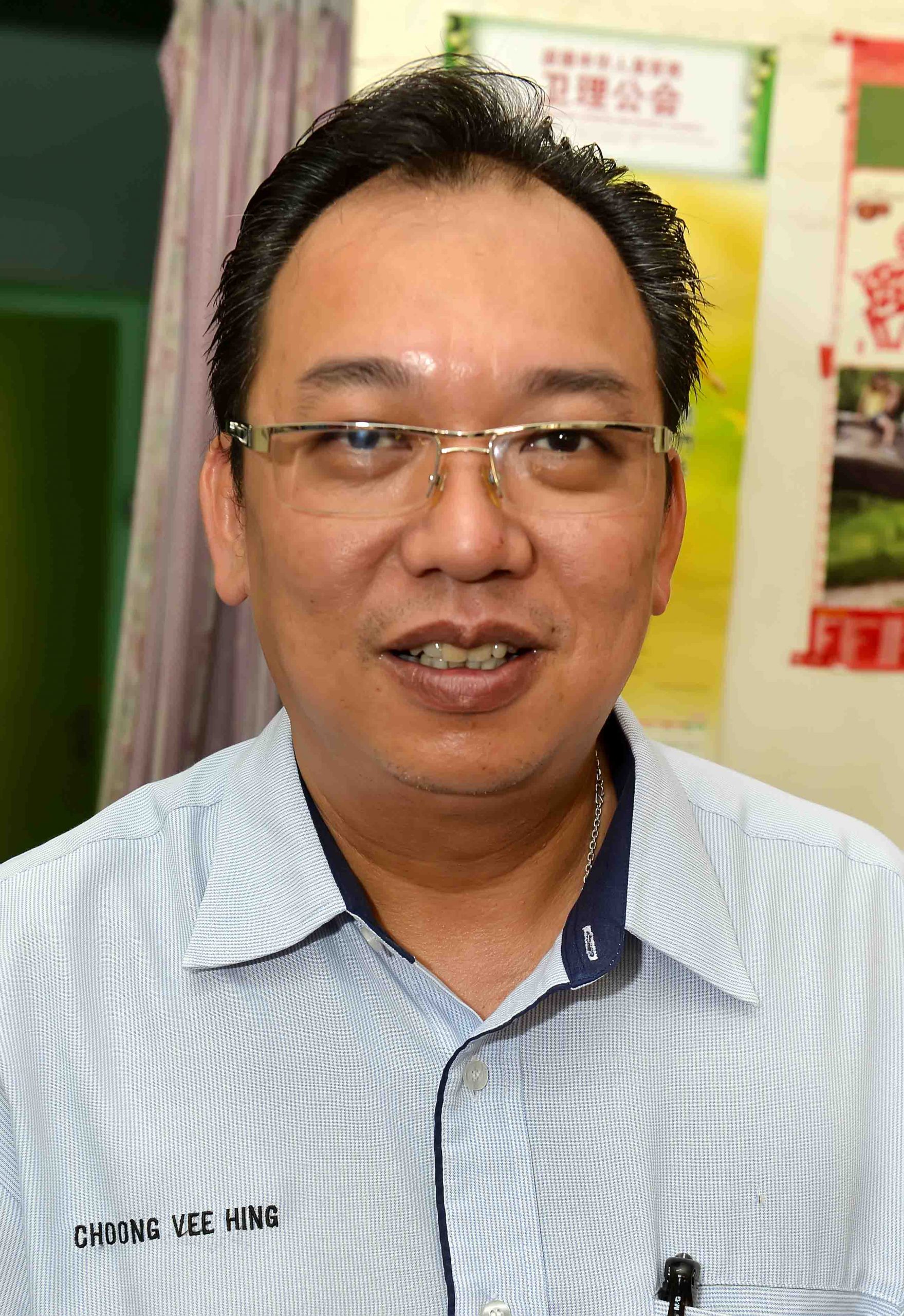 ns芙蓉:钟伟兴:执政森州及联邦政府依然无法兑现华人新村的永久地契承诺,行动党骗人!