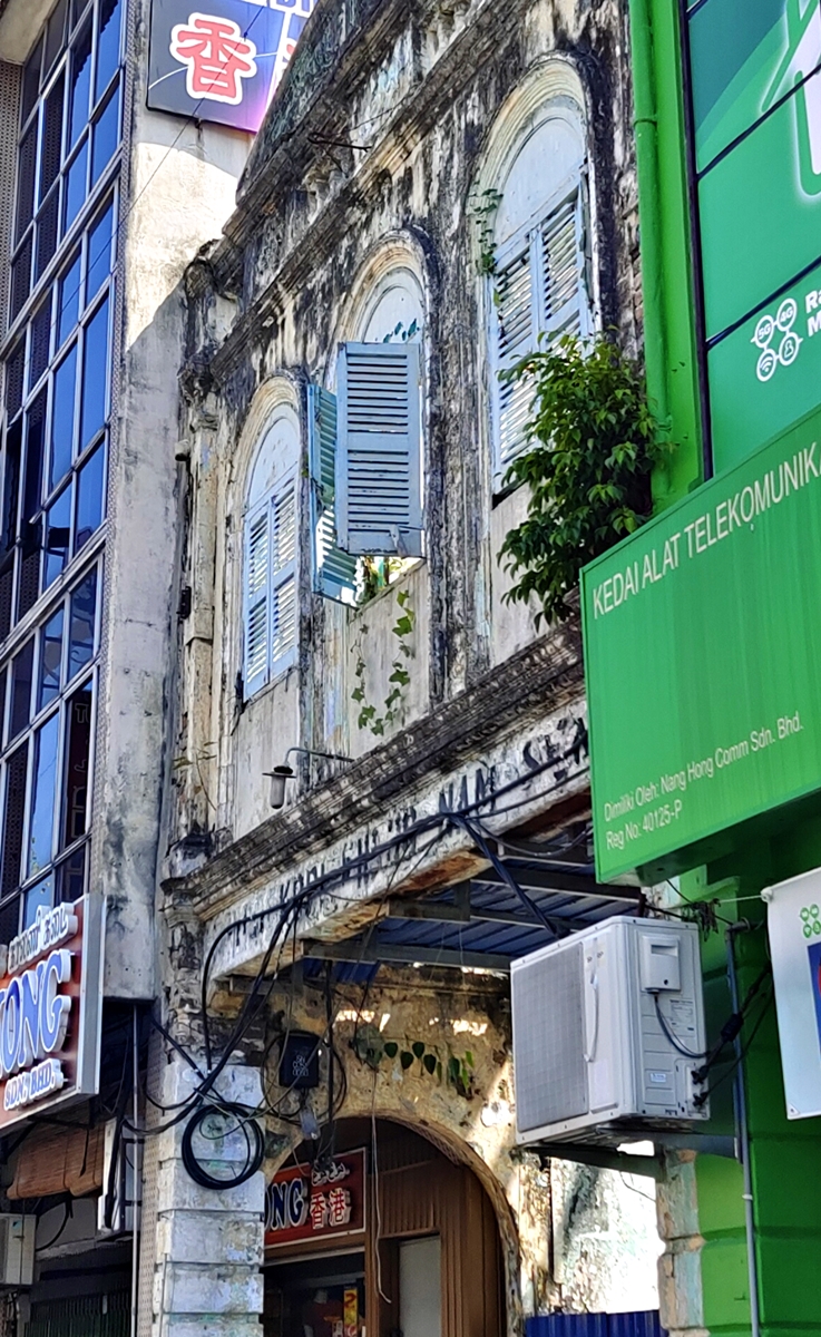 11日见报//ns芙蓉：老区“繁华褪色”，各造推手难同步，芙蓉老街激活难