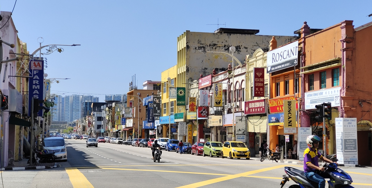 11日见报//ns芙蓉：老区“繁华褪色”，各造推手难同步，芙蓉老街激活难