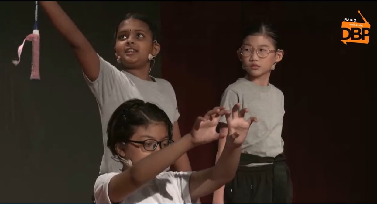 12/3见报∕我们∕华小生用马来语演三国演义戏剧