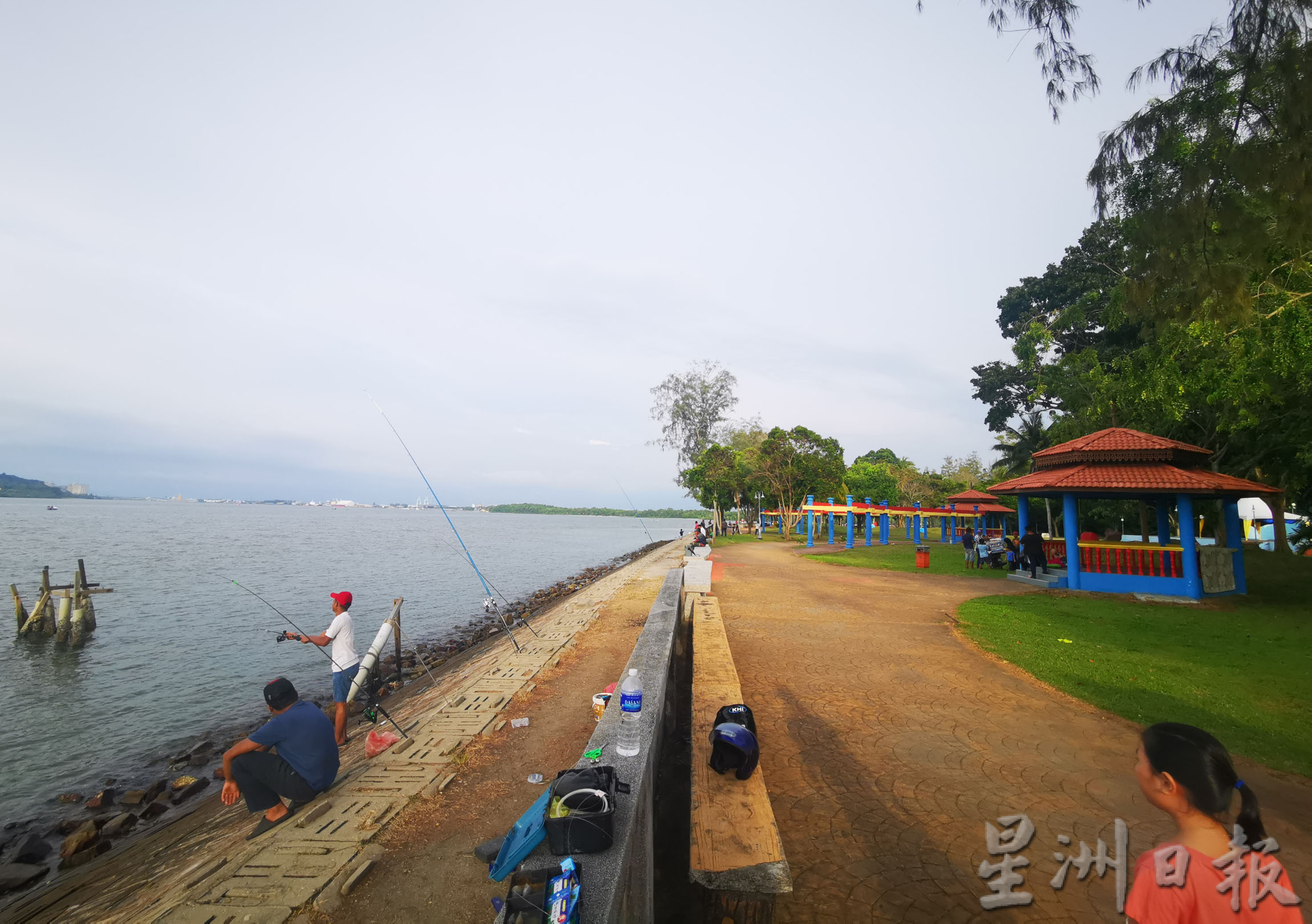 1850公尺跑道与公园贯穿海岸线 来红土坎跑步赏海景