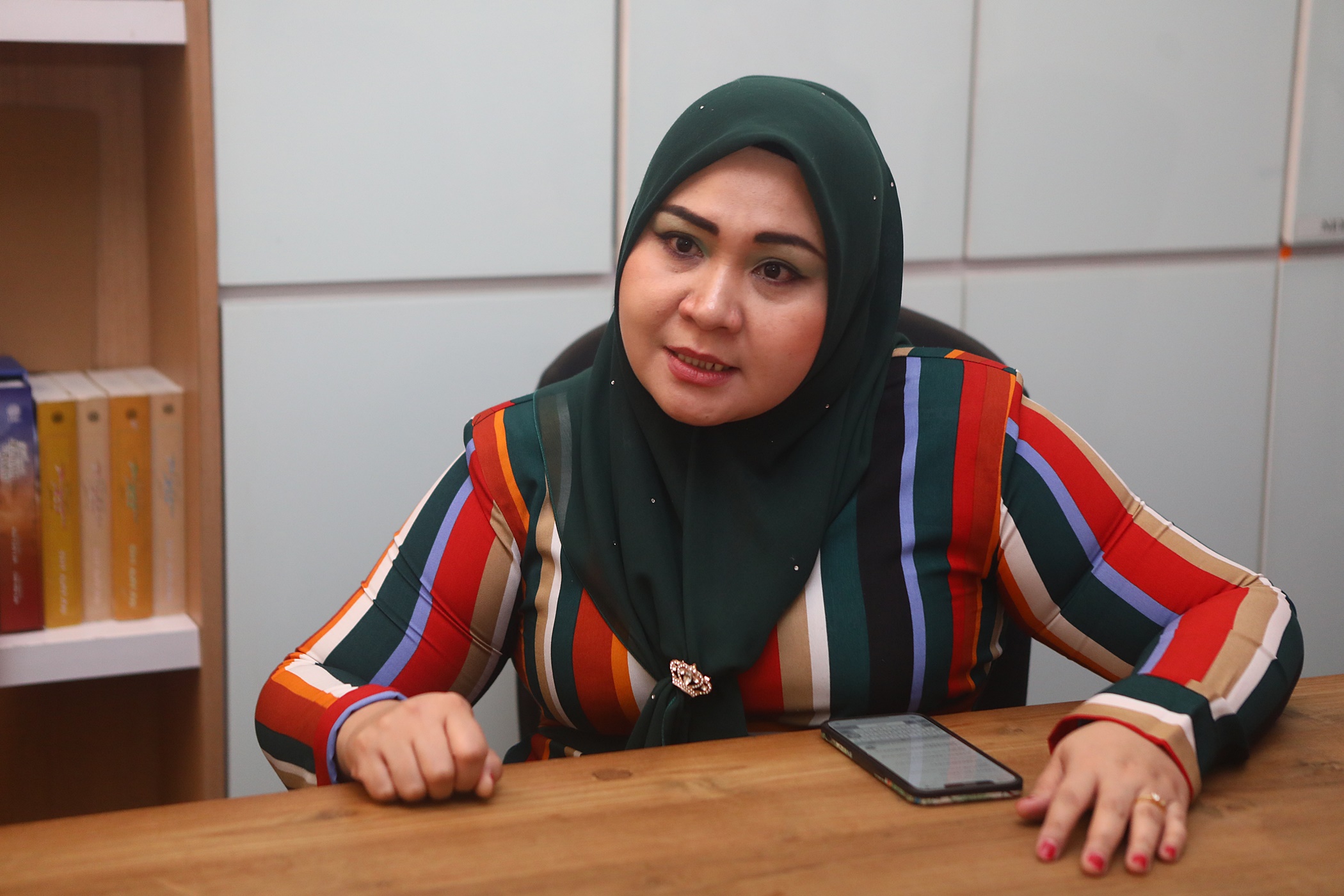 巫裔官员热爱中文，体现种族融合共存情谊