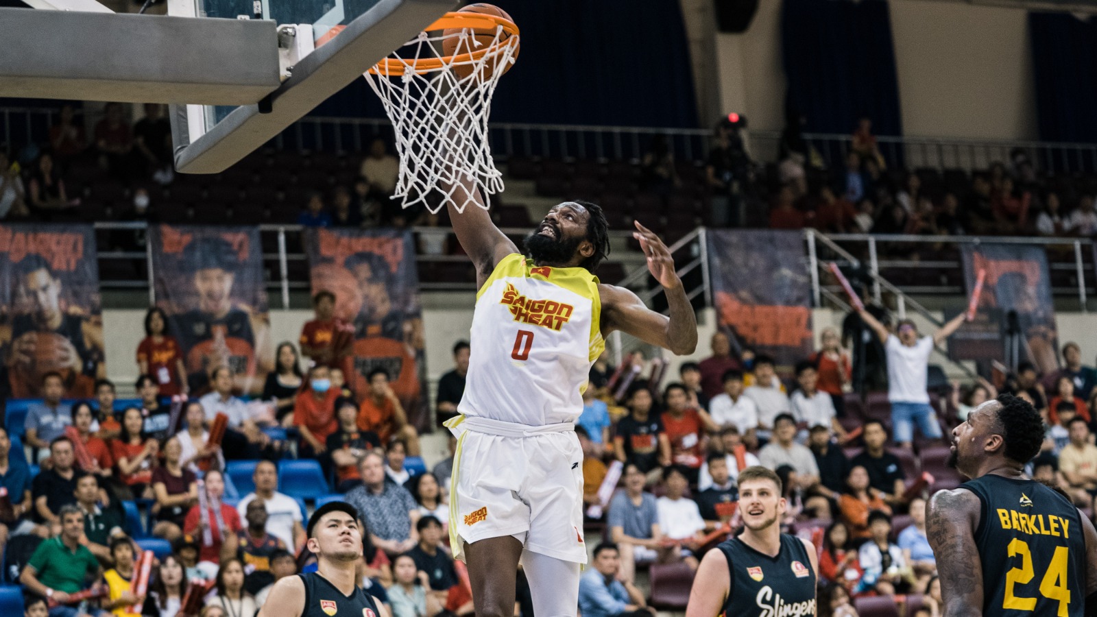 ABL| 1分险胜腾飞之狮 热火首闯决赛决战东方