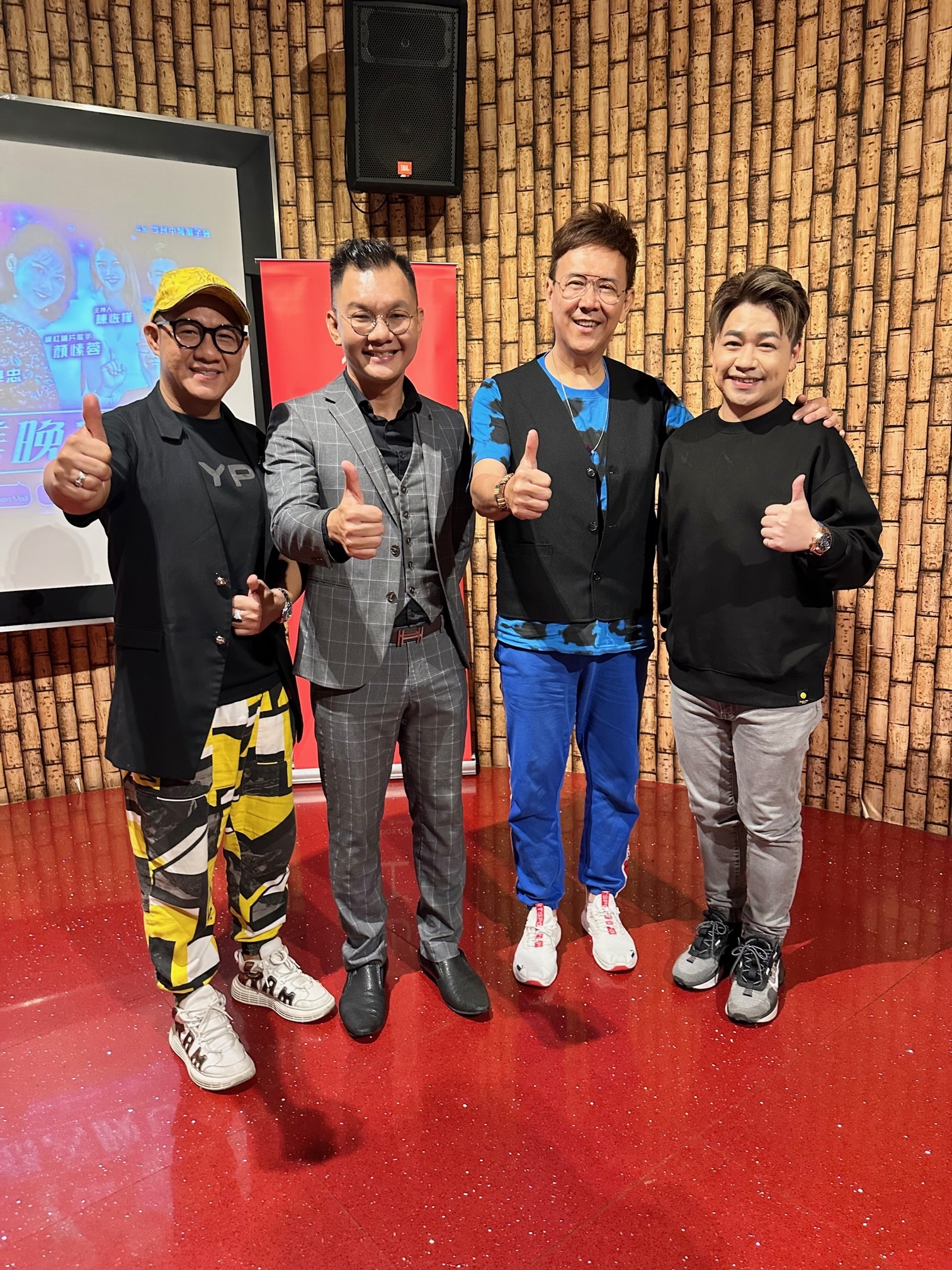  ​担心独唱献丑  梁晋荣求庄学忠合唱