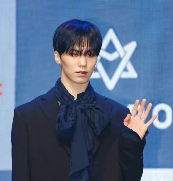 ​Rocky被抓包公费恋爱宣布退团   ASTRO剩5人