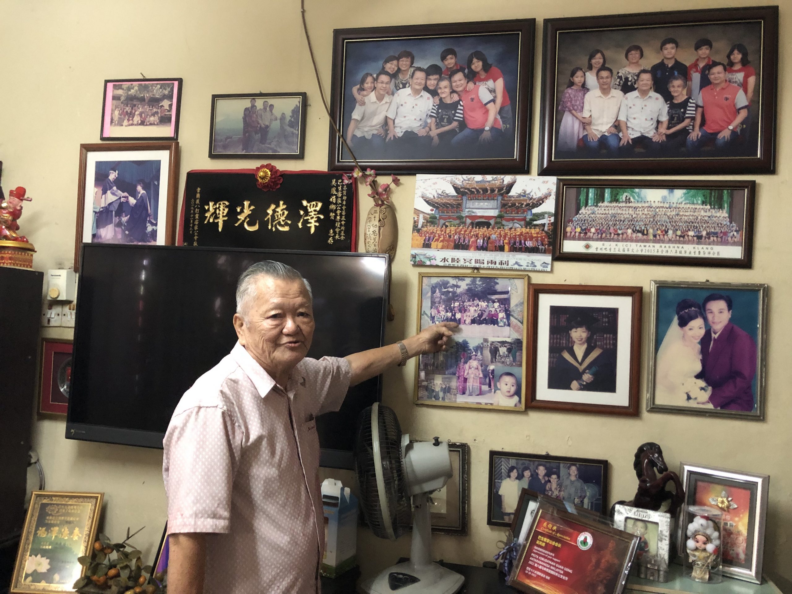 《暖势力》5次中风2次癌 击他不倒 82岁自编自唱劝世歌