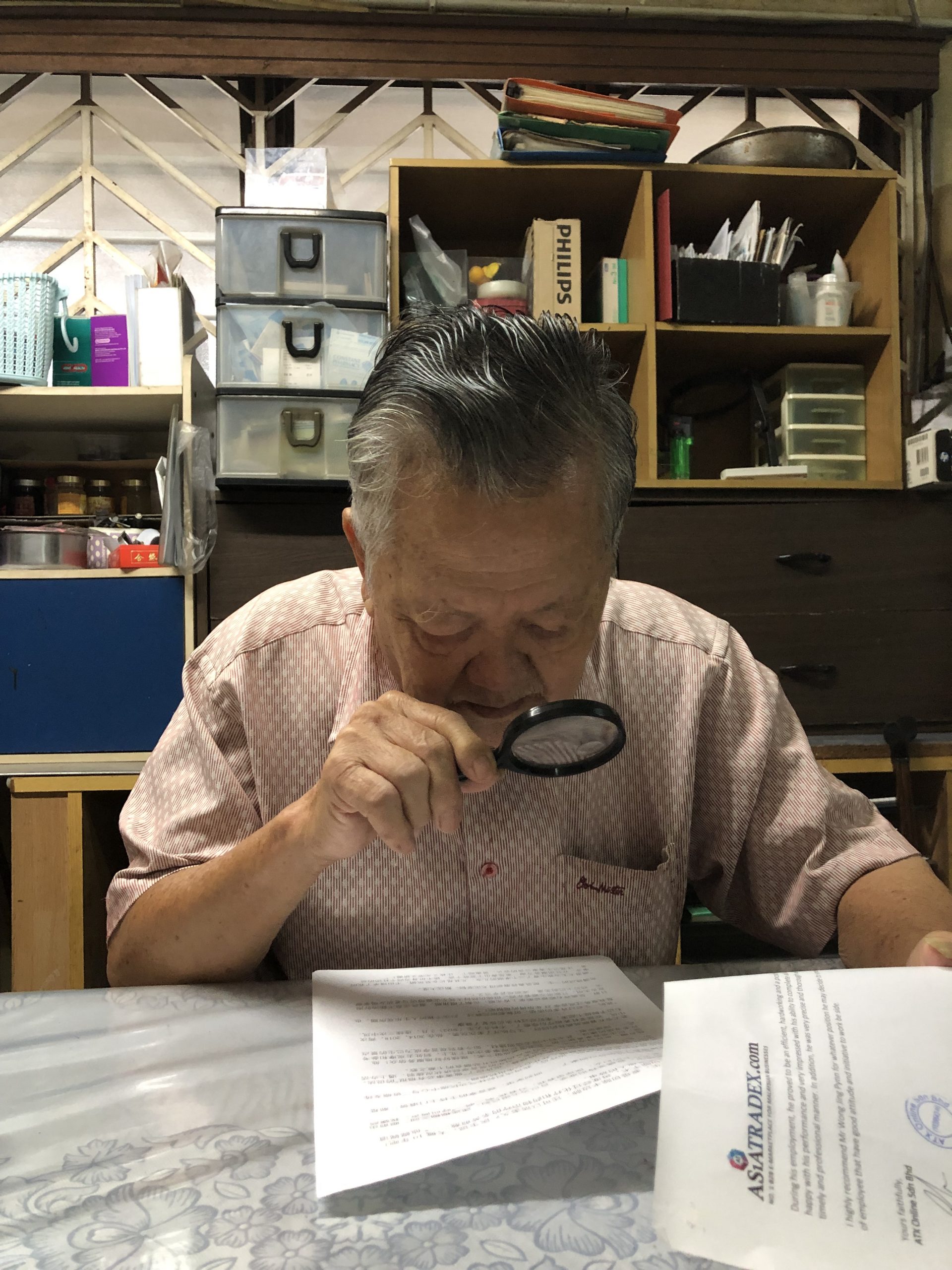 《暖势力》5次中风2次癌 击他不倒 82岁自编自唱劝世歌