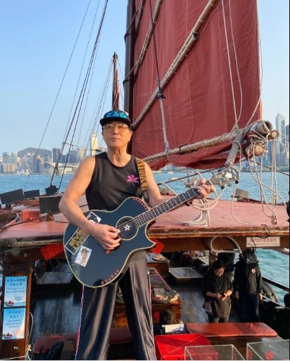 《许冠杰此时此处演唱会2023》 414 全地球大合唱