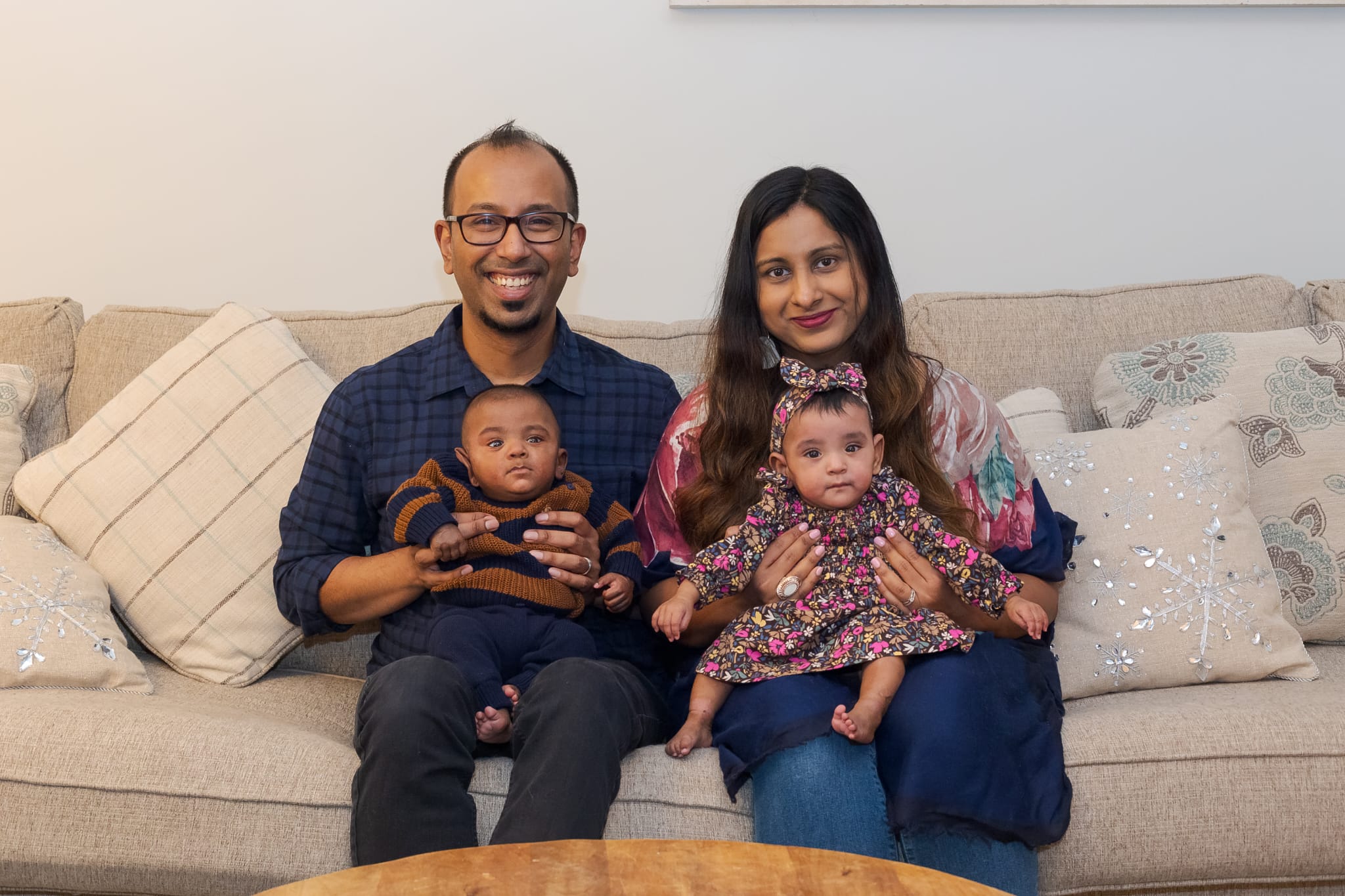 一度被医生告知零存活率 全球最早产龙凤胎1岁了