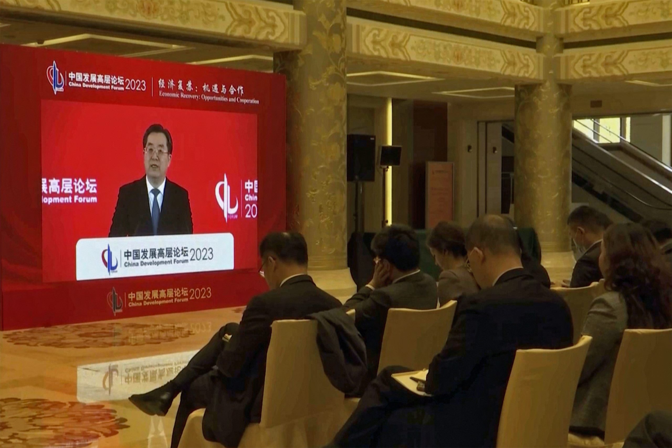 丁薛祥:对外开放像吃饭、喝水是国家发展基本需要