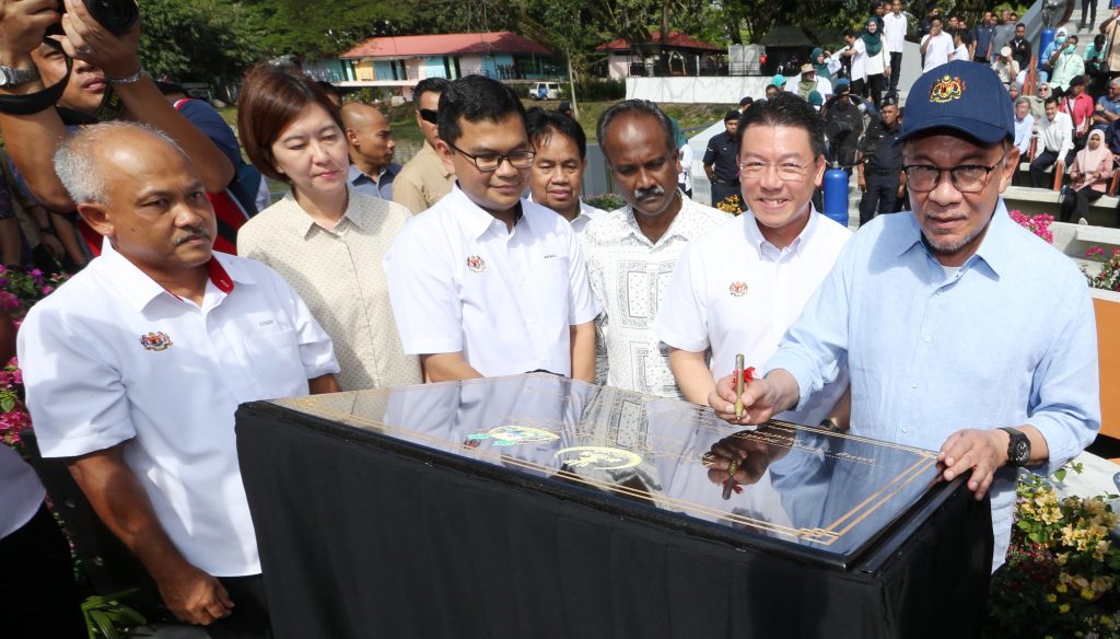 不能让人觉得挪用钱后可逍遥法外 安华:给我们机会清洗国家声誉