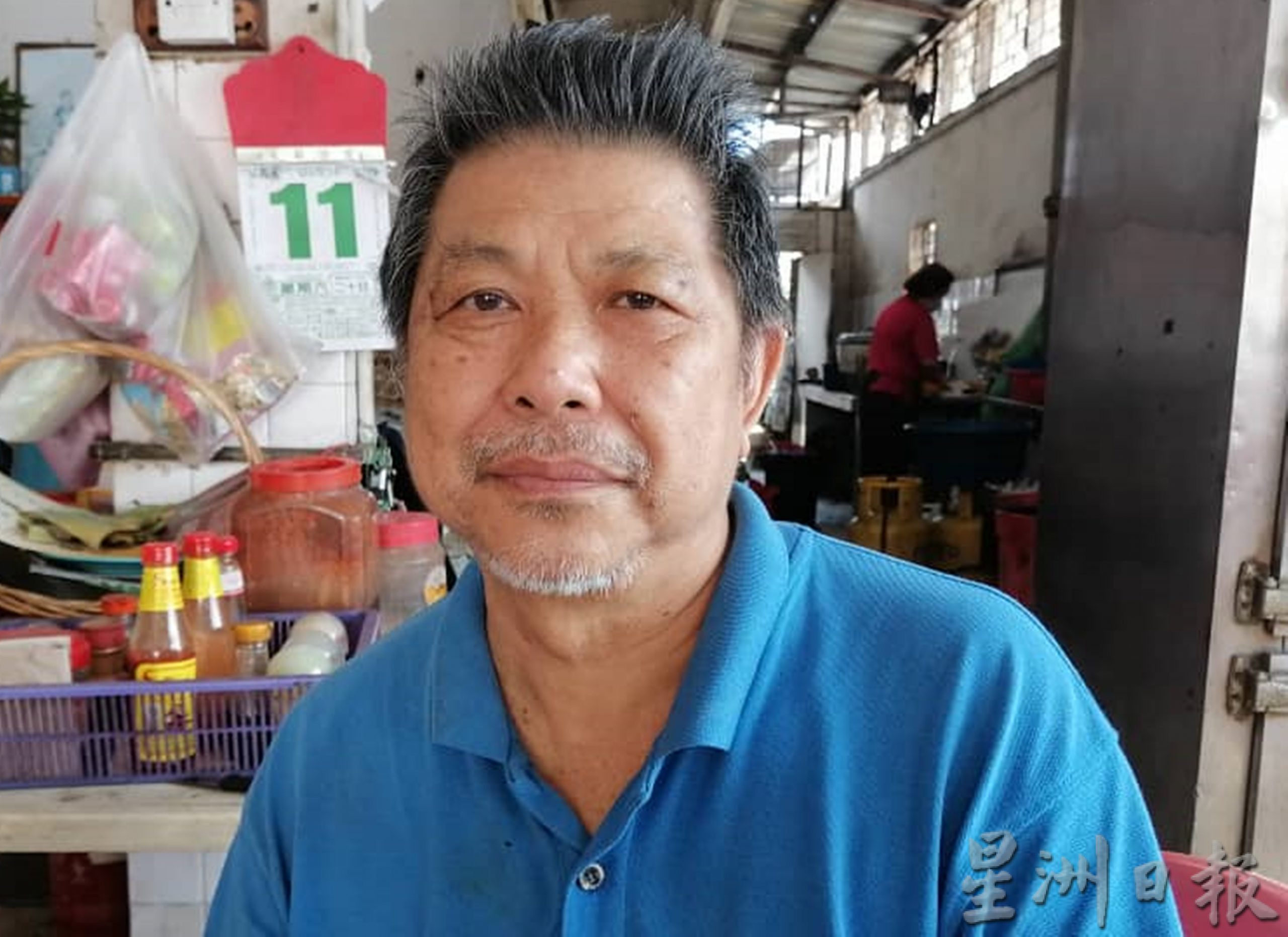 东01:食材涨价成本高,关丹茶餐室业者响应“爱心餐单”有难度。