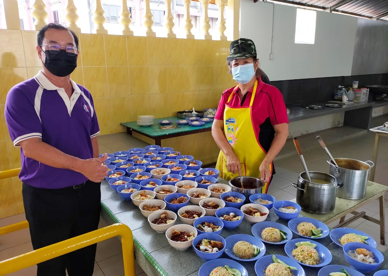 东2:文冬华小食堂没有起价