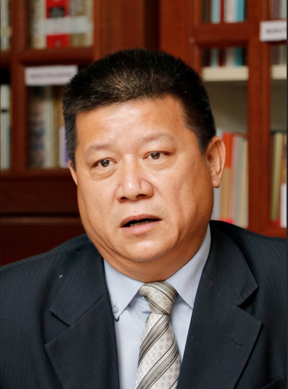 东封面:只吃不喝行不行 彭贸消:若接投诉会调查