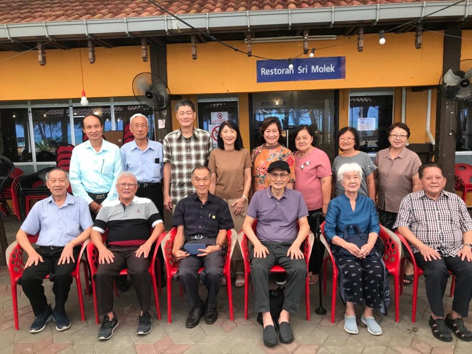 东:登州华校杏坛联委会改选新届执委会。