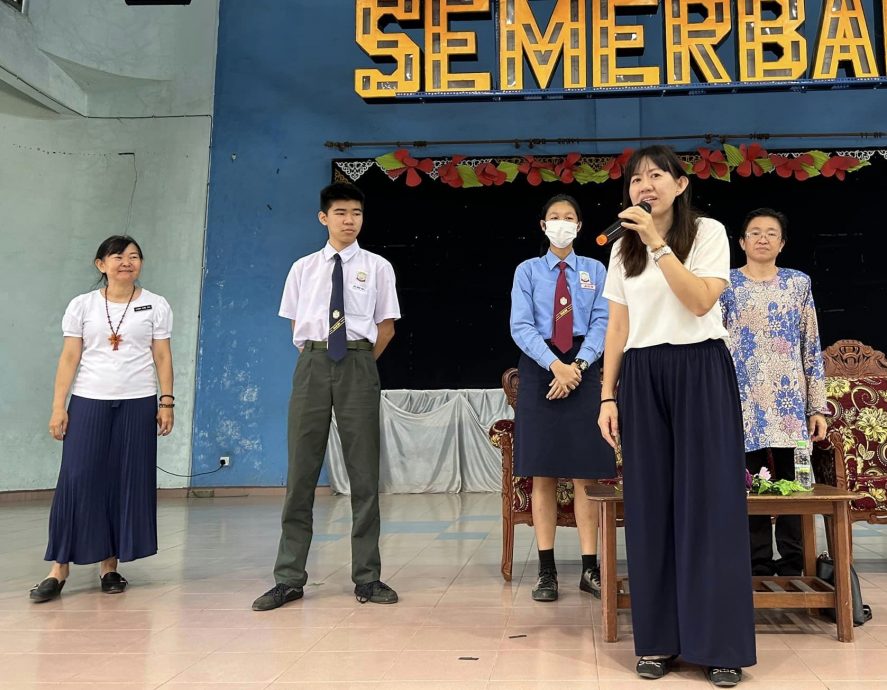 东:州行政议员化身激励讲师