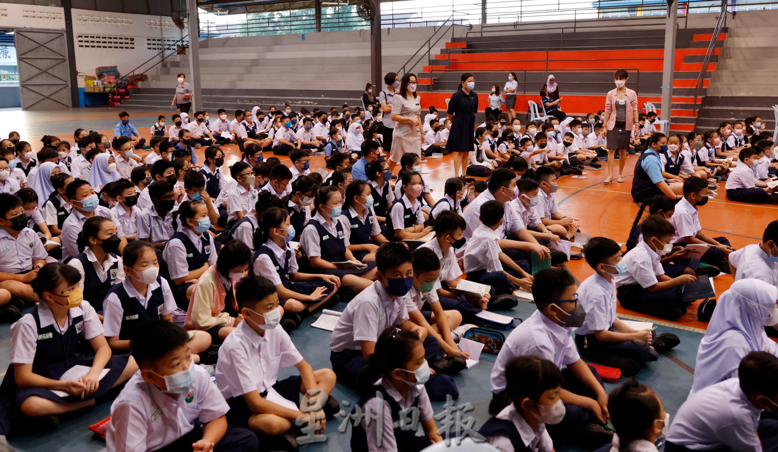 东:开学不上课,学生最快乐!