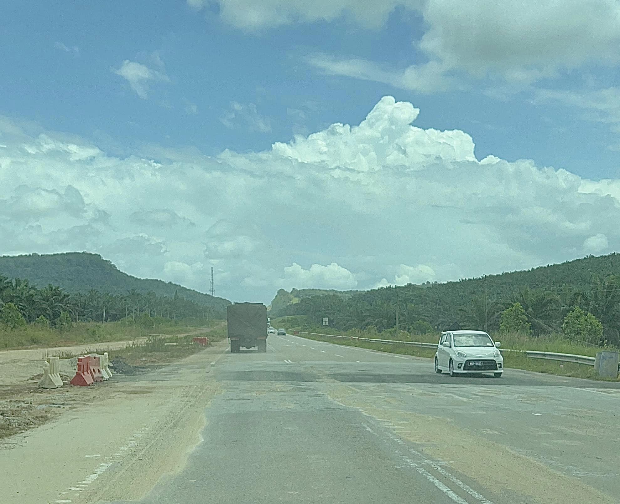 东:彭州云冰水灾灾黎暂保持不变