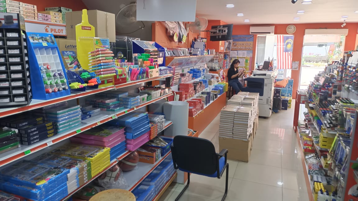 东:文具纸品吹涨风 开学市场受影响