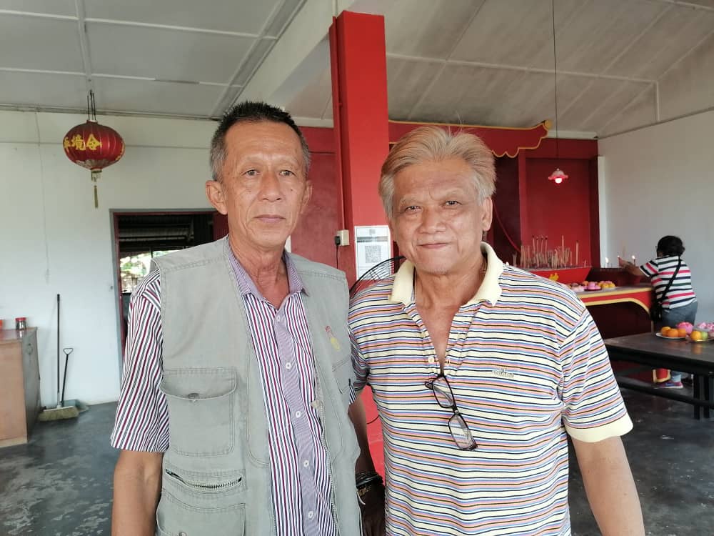 东:杂草除不尽、化宝引野火,扫墓者不满关丹广肇义山管委办事不力。