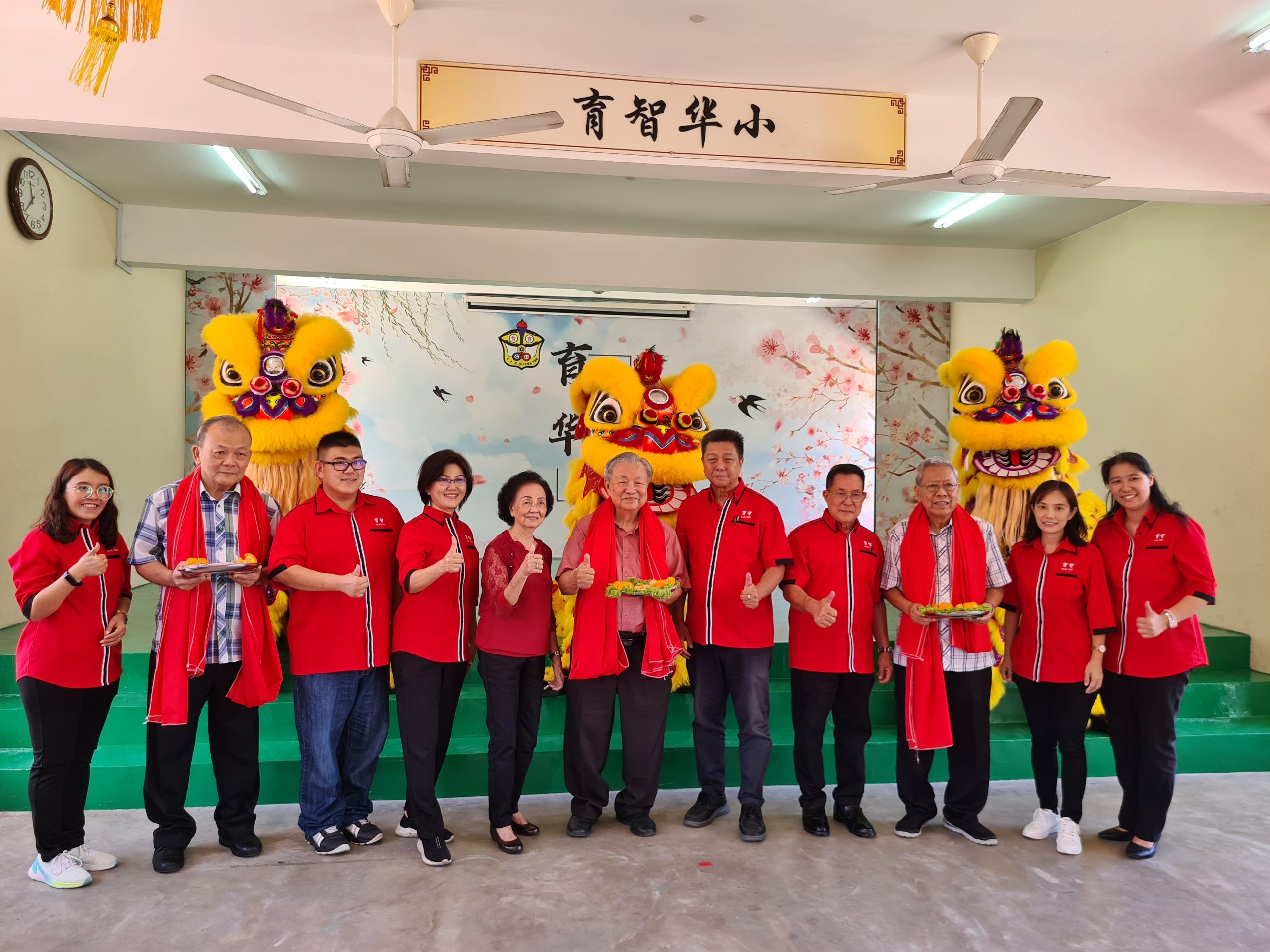 东:(二之一)吉兰丹华校董教联合会走访道北育智华小。