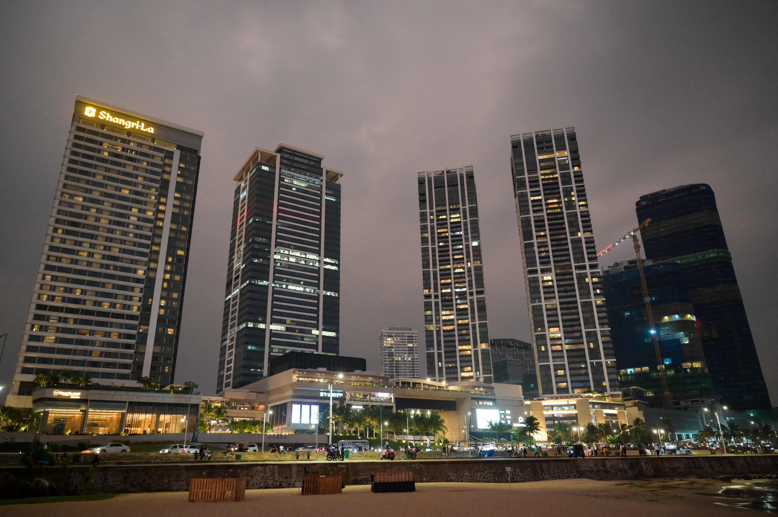 中国愿“发挥积极作用” 助斯里兰卡度债务危机