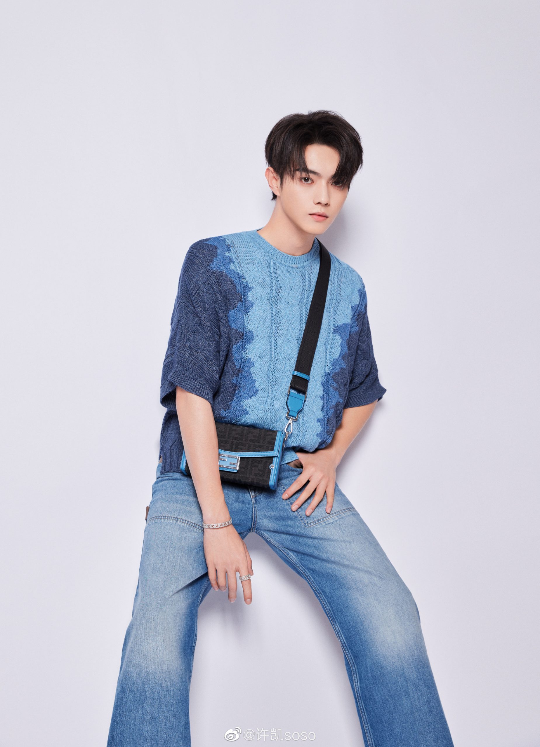  于正自诩旗下有学霸没文盲 白鹿许凯学历被起底挨群嘲	