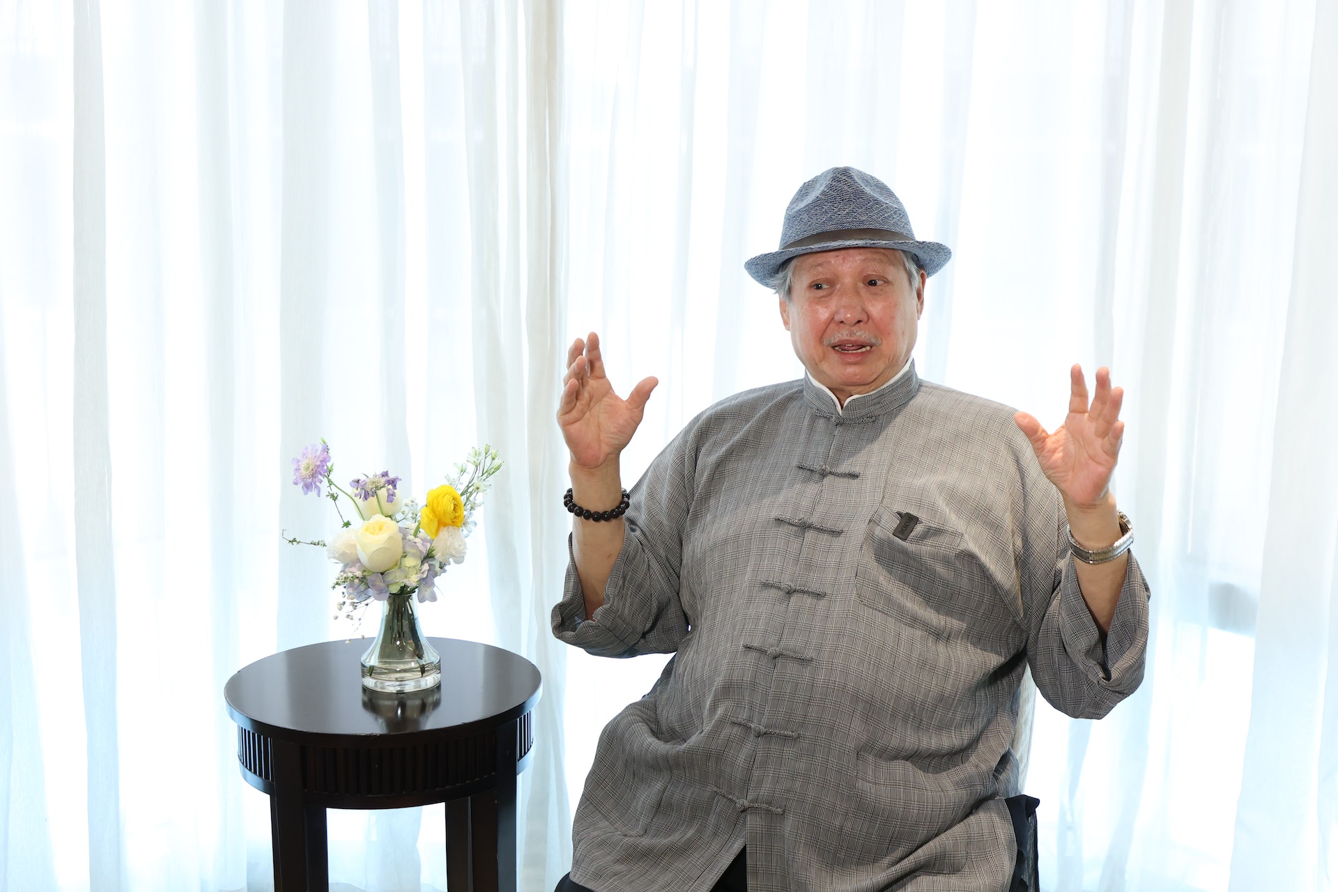 亚洲电影大奖|梁朝伟获贡献荣誉大奖 71岁洪金宝扬言床戏照