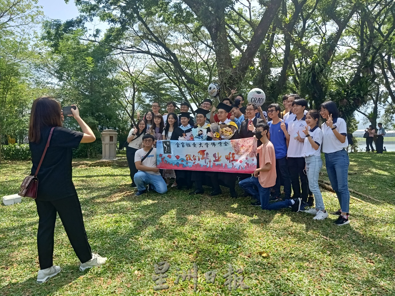 优大生:我们毕业了 迈向人生另一个旅程