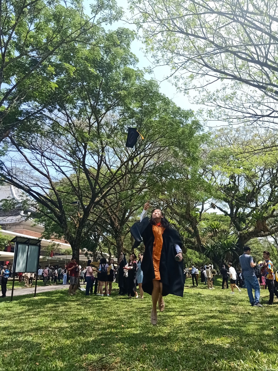 优大生:我们毕业了 迈向人生另一个旅程