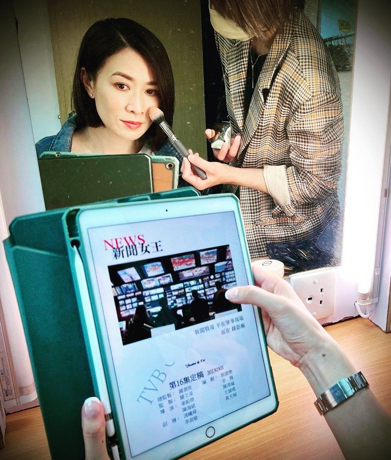 佘诗曼1原因险拒演祝君好 拍《帝女花》摔伤下巴留疤