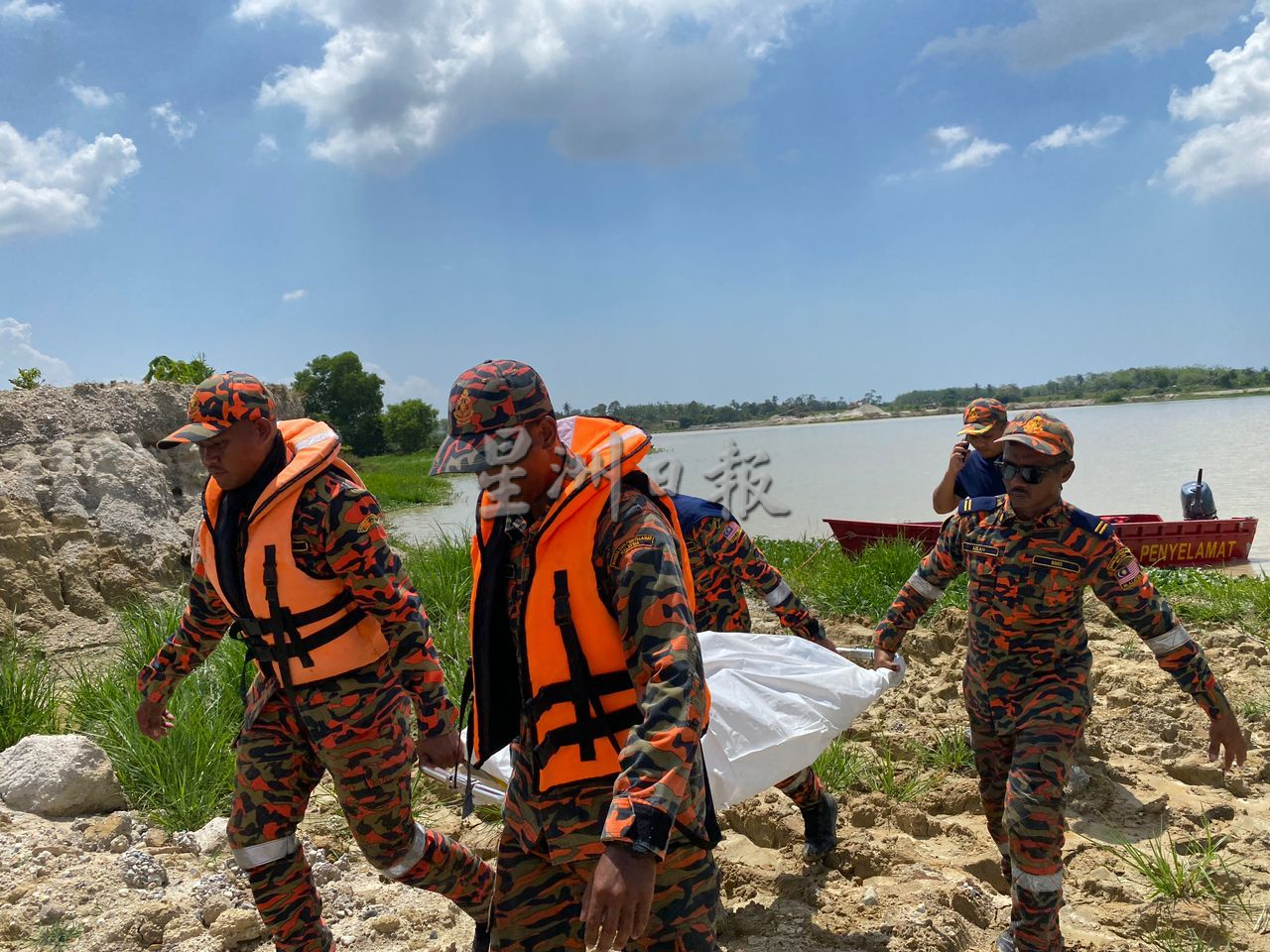 偷溜出门戏水 小兄弟废矿湖溺毙