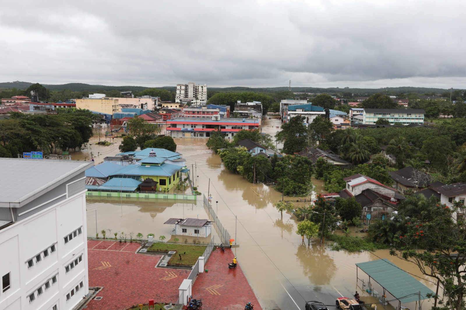 全国：柔苏丹望联邦政府拨特别拨款维修损坏公共设施及遭摧毁的财产
